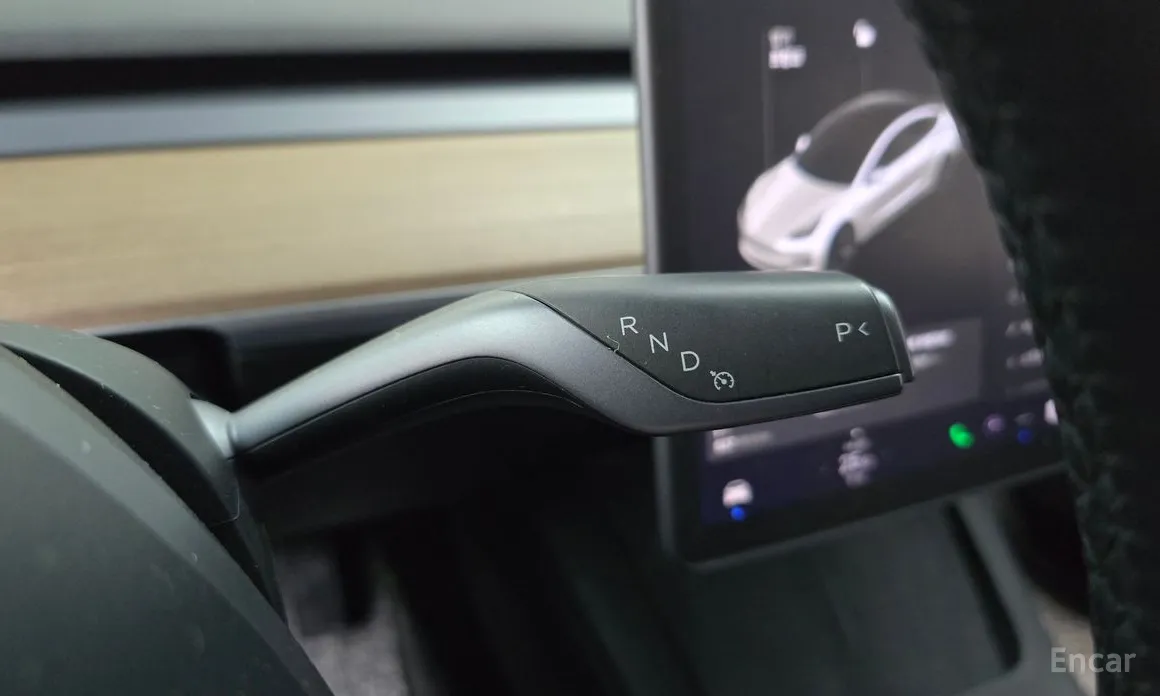 Фото 9 - Tesla Model 3