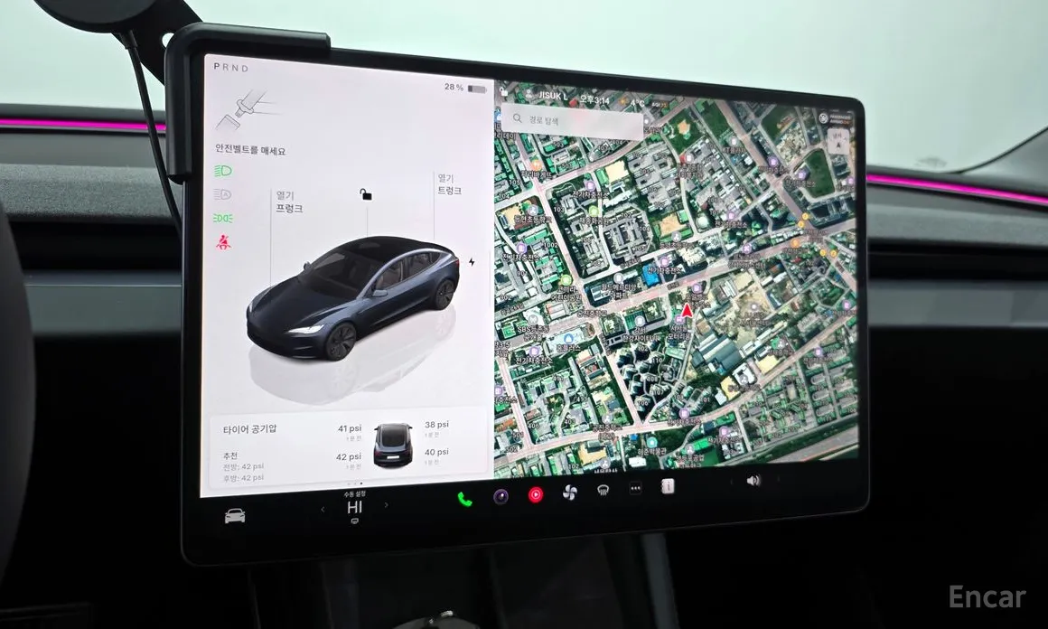 Фото 14 - Tesla Model 3