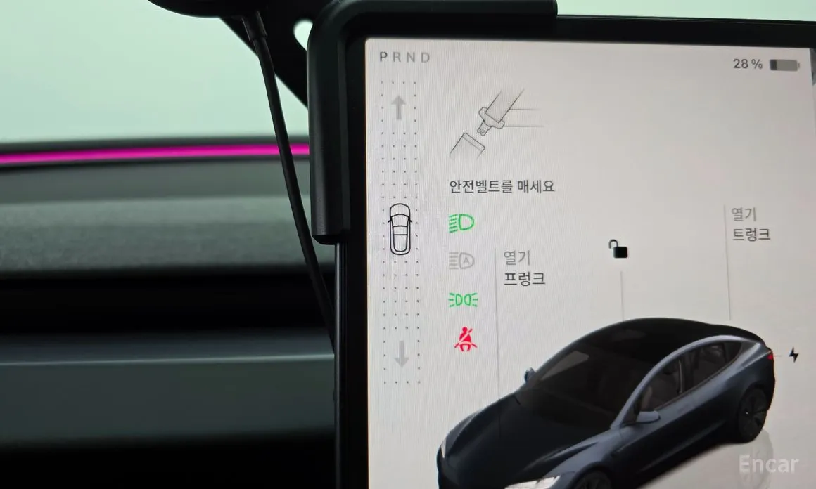 Фото 9 - Tesla Model 3