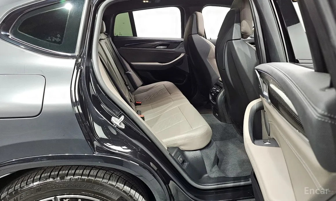 Фото 12 - BMW X4 M