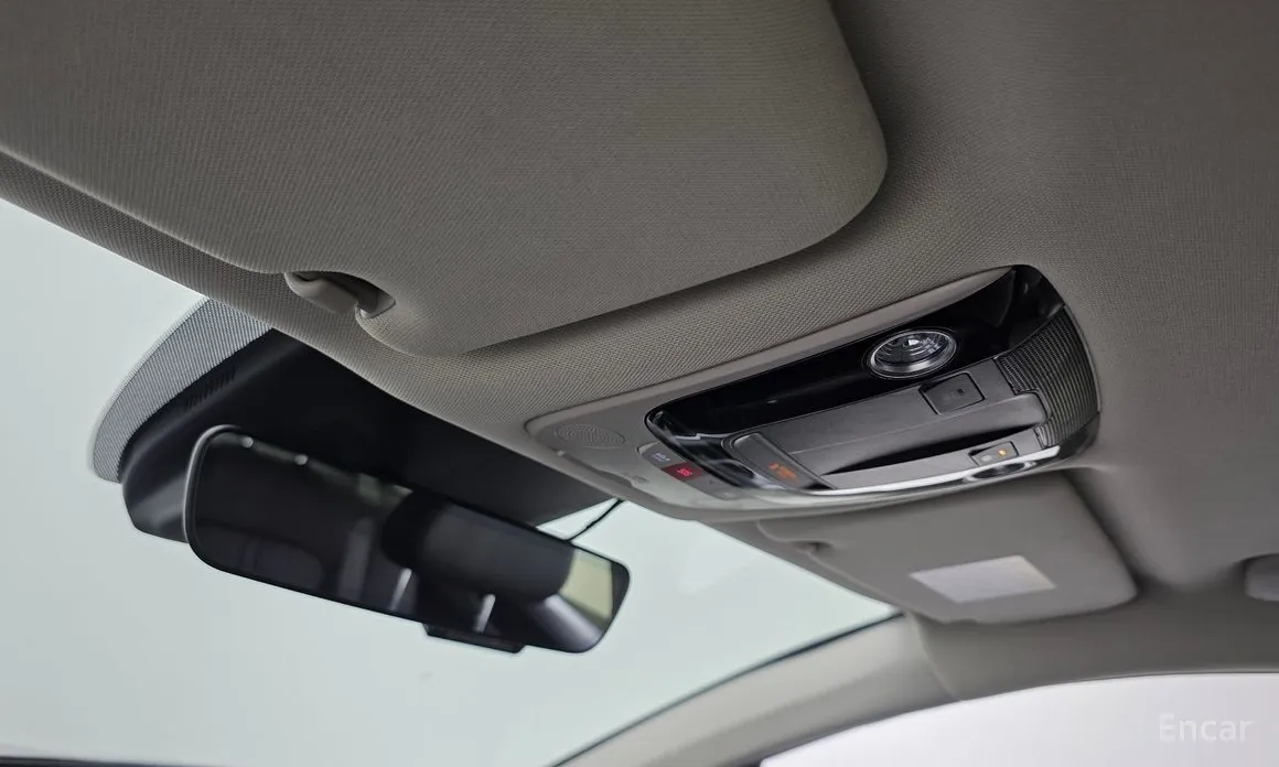 Фото 18 - Kia K5