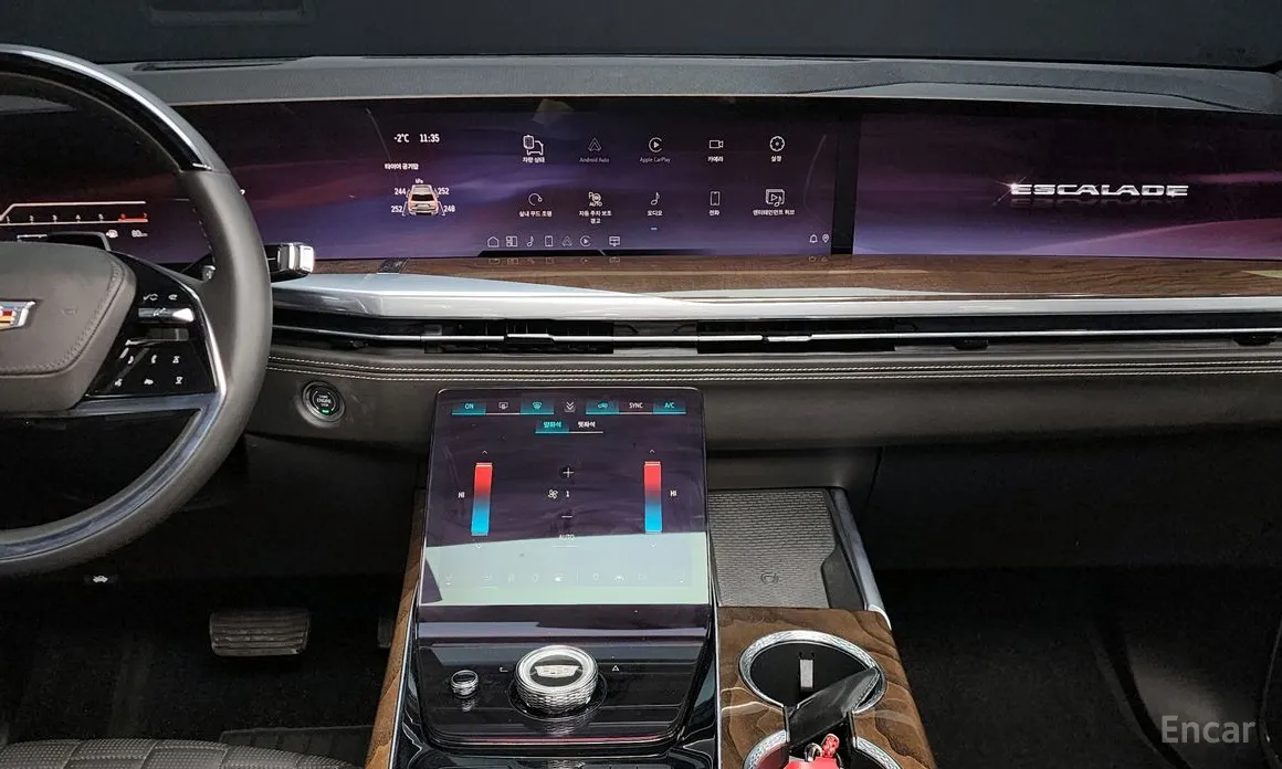 Фото 14 - Cadillac Escalade