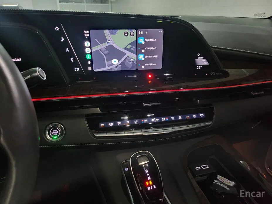 Фото 16 - Cadillac Escalade