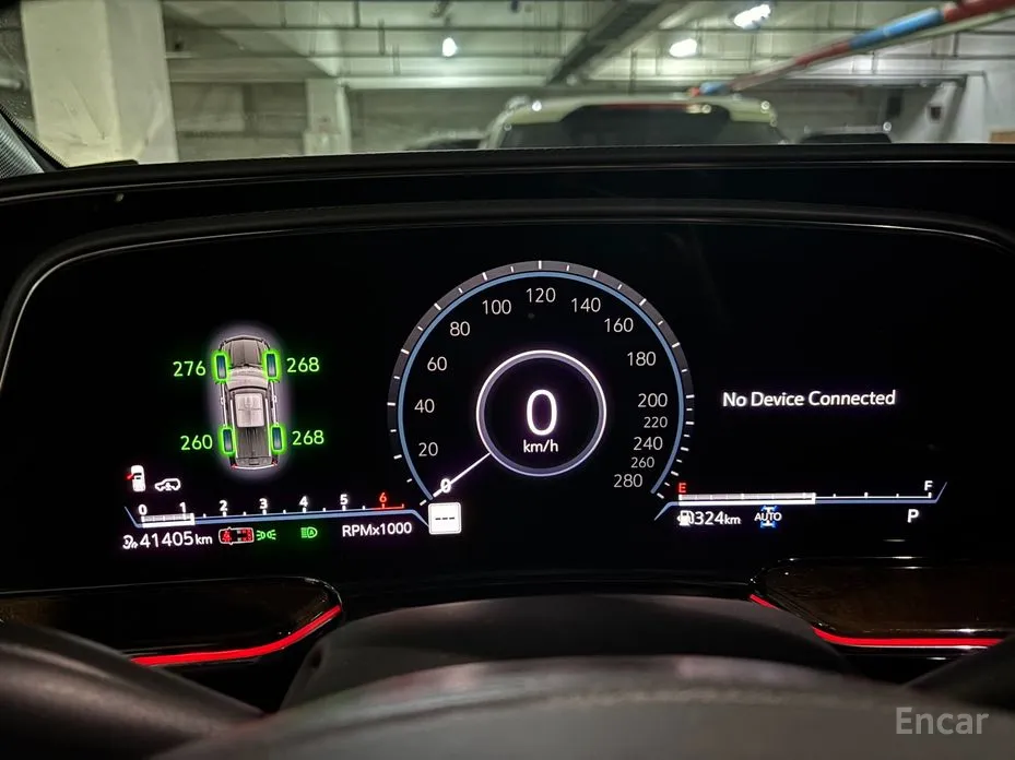 Фото 18 - Cadillac Escalade