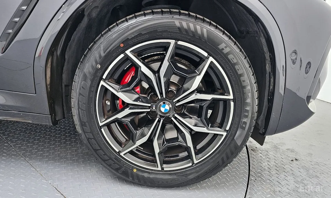 صورة 5 - BMW X4