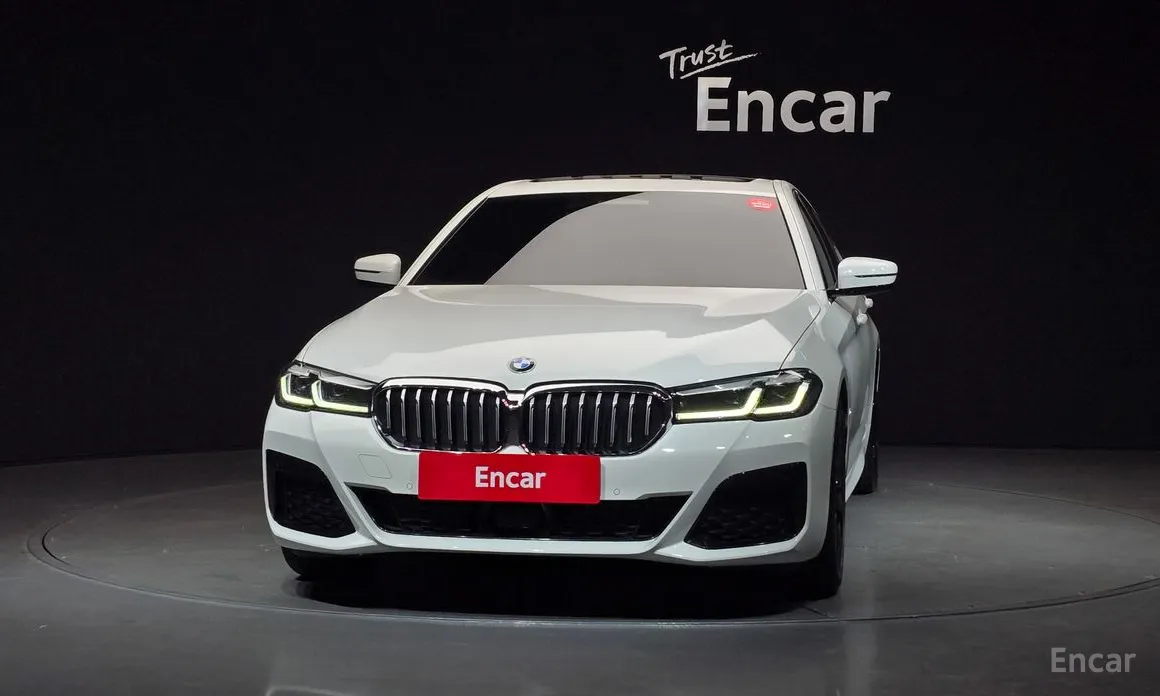 Фото 3 - BMW 5 Series