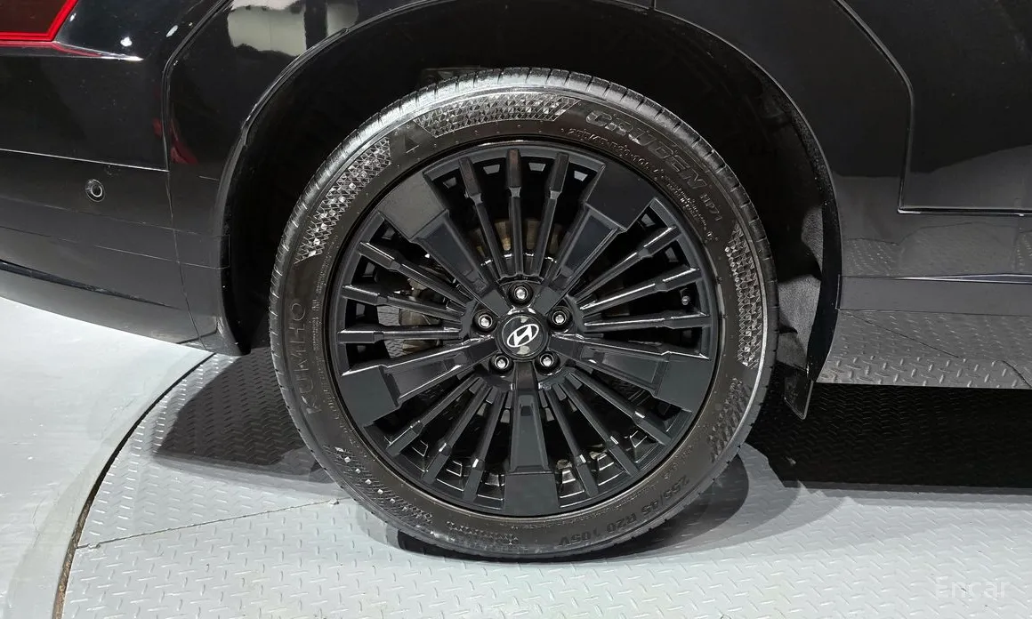 Фото 5 - Hyundai Santa Fe