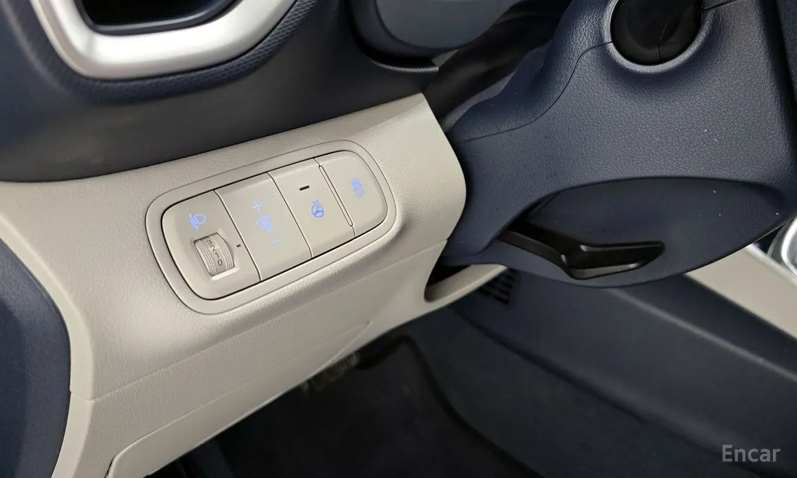 Фото 18 - Hyundai Venue