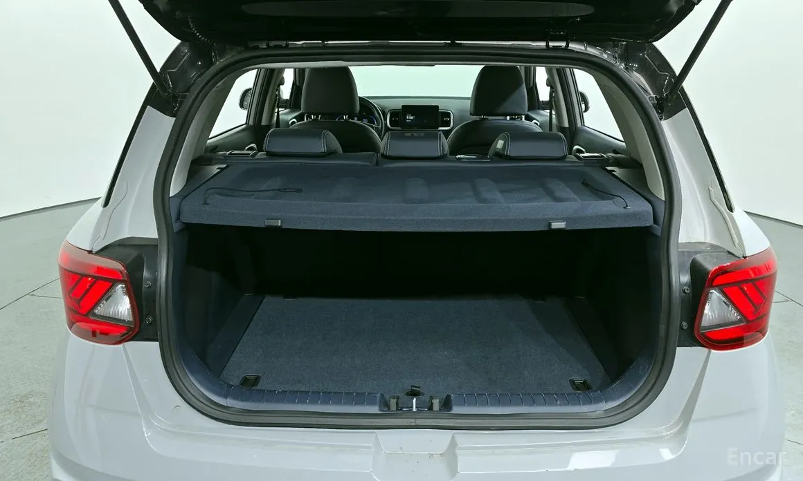 Фото 20 - Hyundai Venue