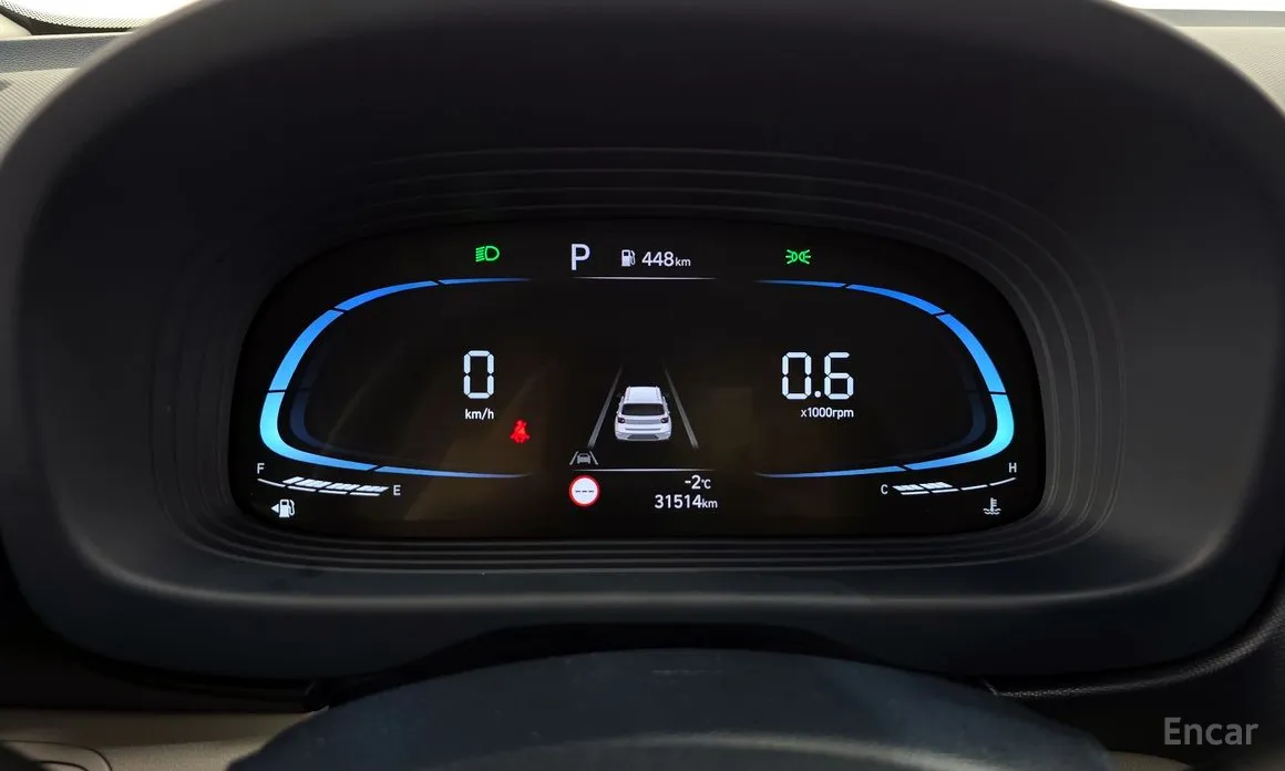 Фото 8 - Hyundai Venue