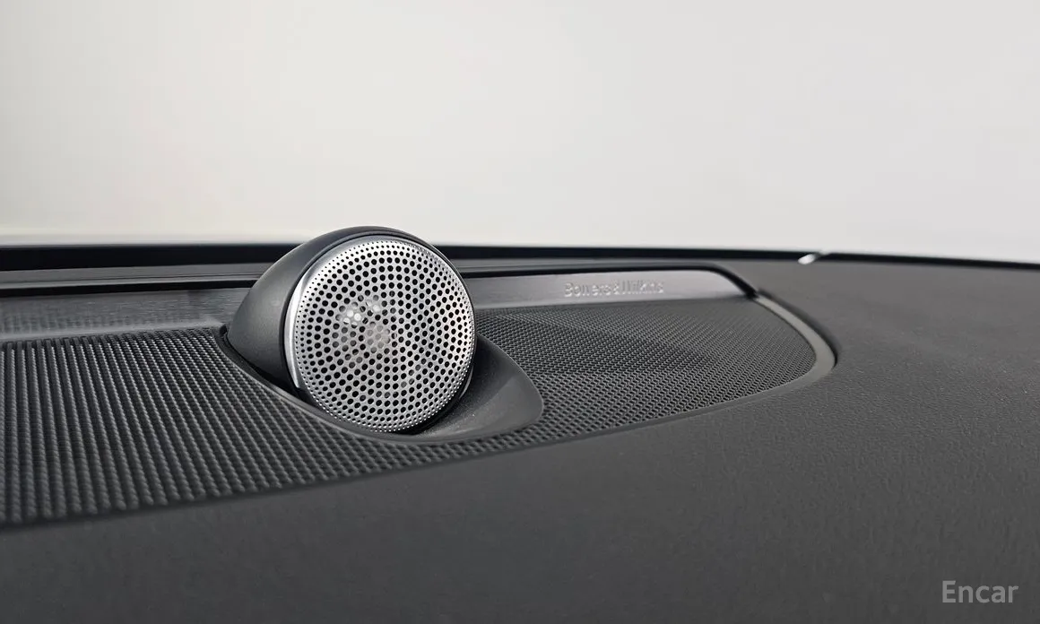 Фото 19 - Volvo V60