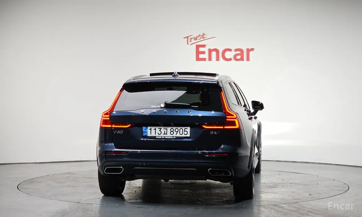 Фото 4 - Volvo V60