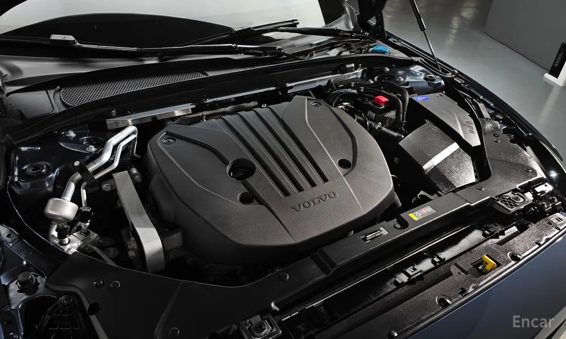 Фото 6 - Volvo V60