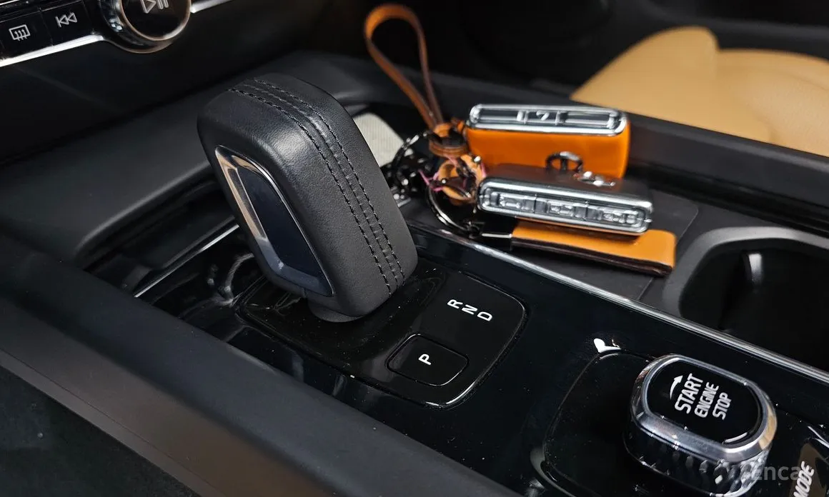 Фото 9 - Volvo V60