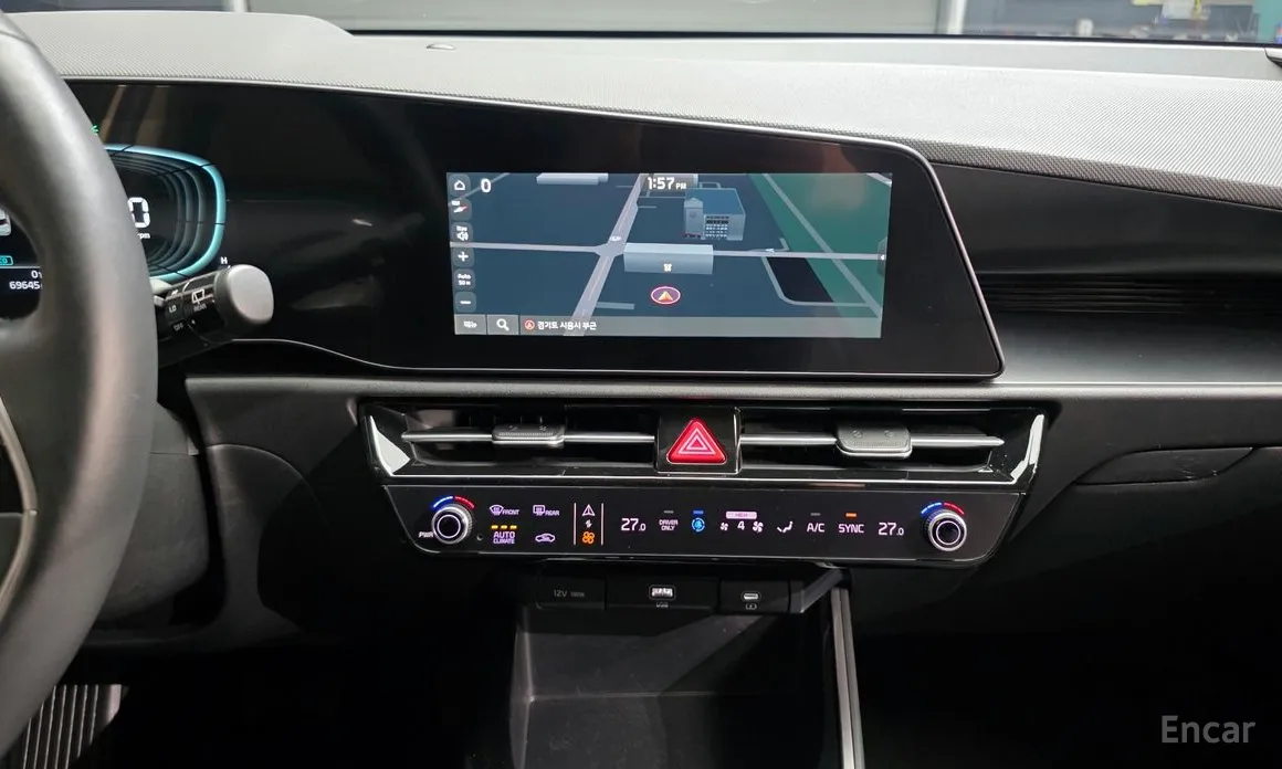 Фото 18 - Kia Niro