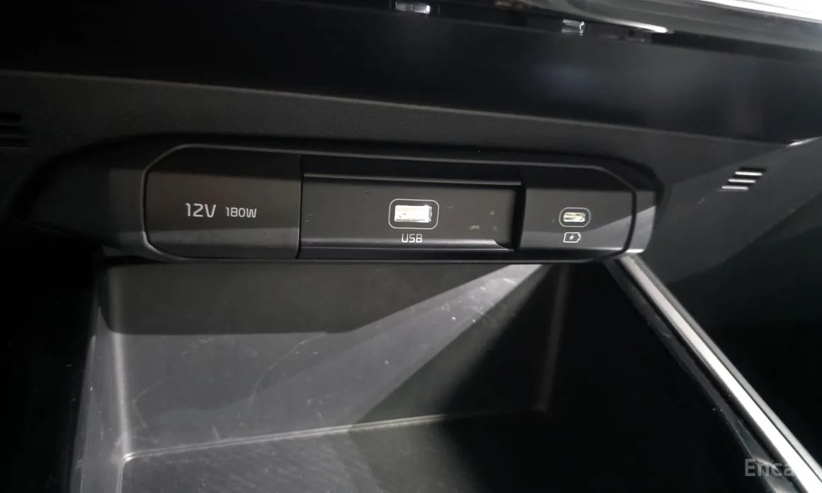 Фото 19 - Kia Niro