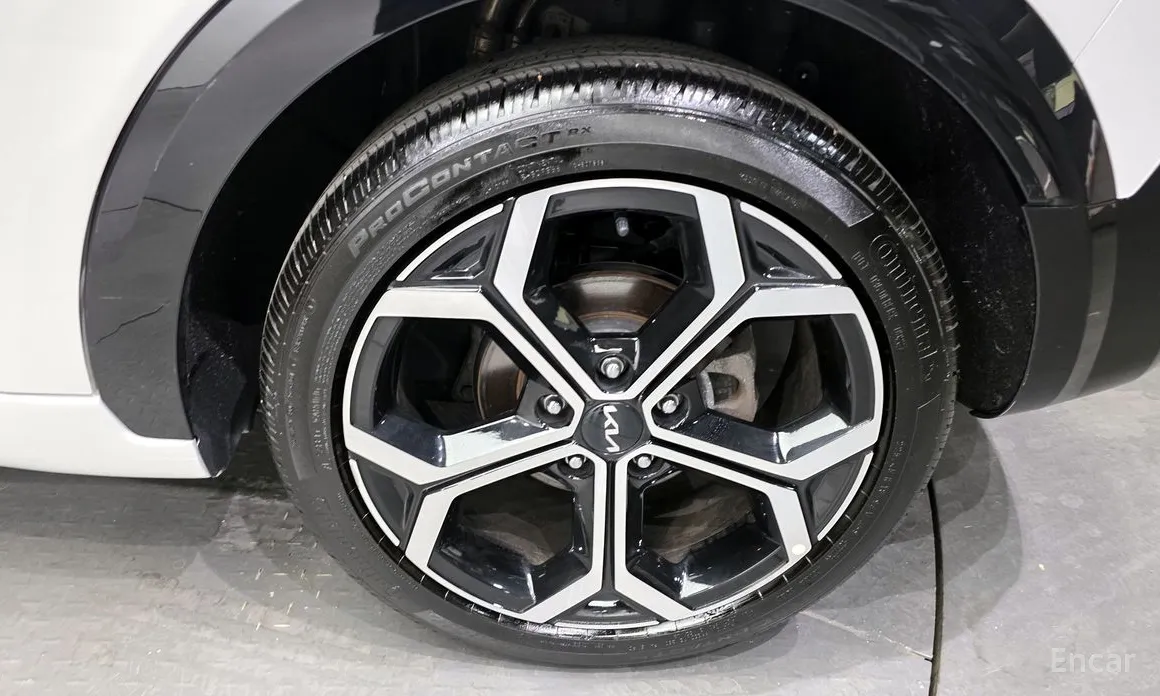 Фото 5 - Kia Niro