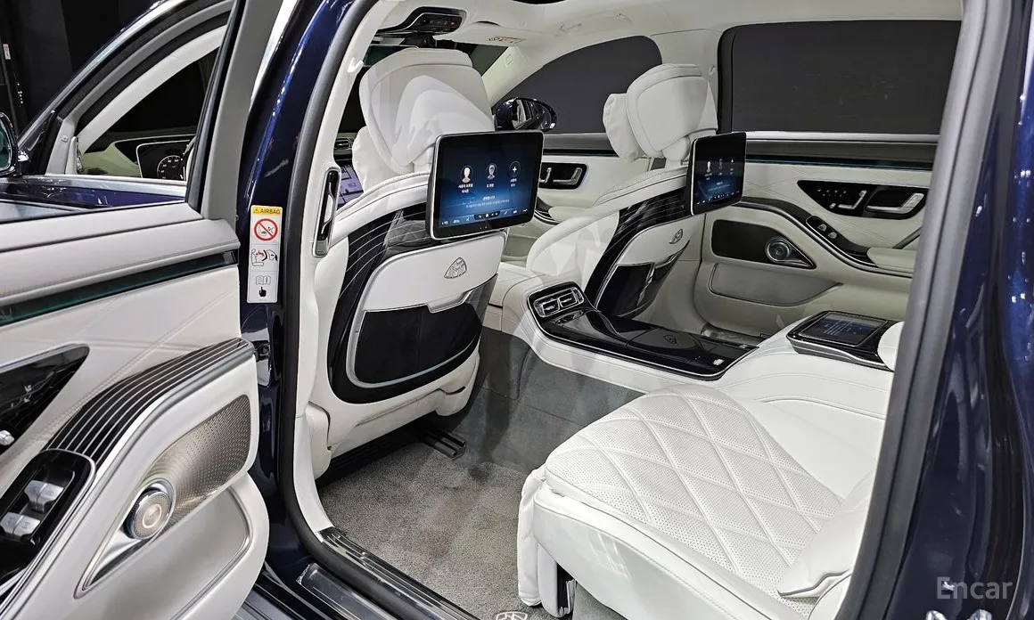 Фото 12 - Mercedes-Benz S-Class