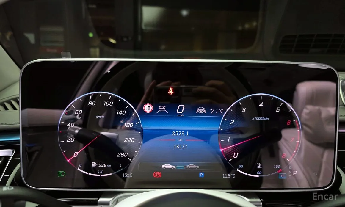 Фото 8 - Mercedes-Benz S-Class