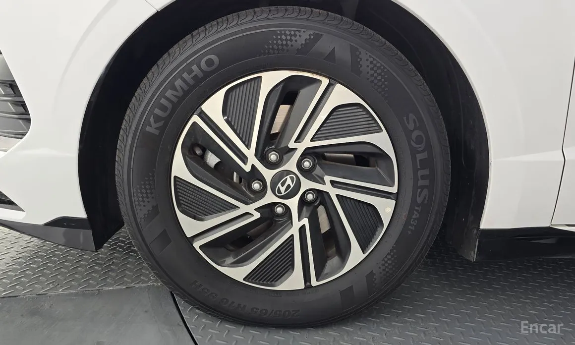 Фото 5 - Hyundai Sonata