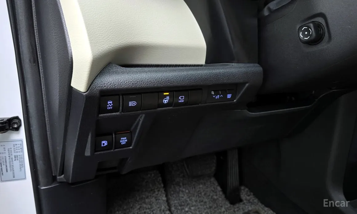 Фото 13 - Toyota Sienna