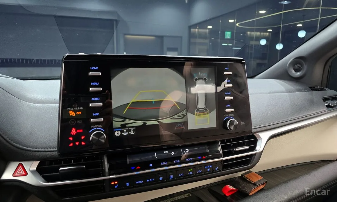 Фото 16 - Toyota Sienna