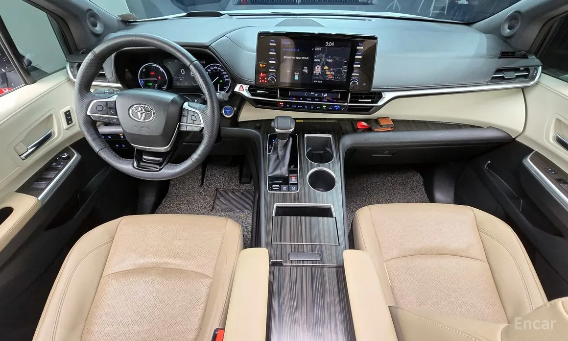 Фото 7 - Toyota Sienna