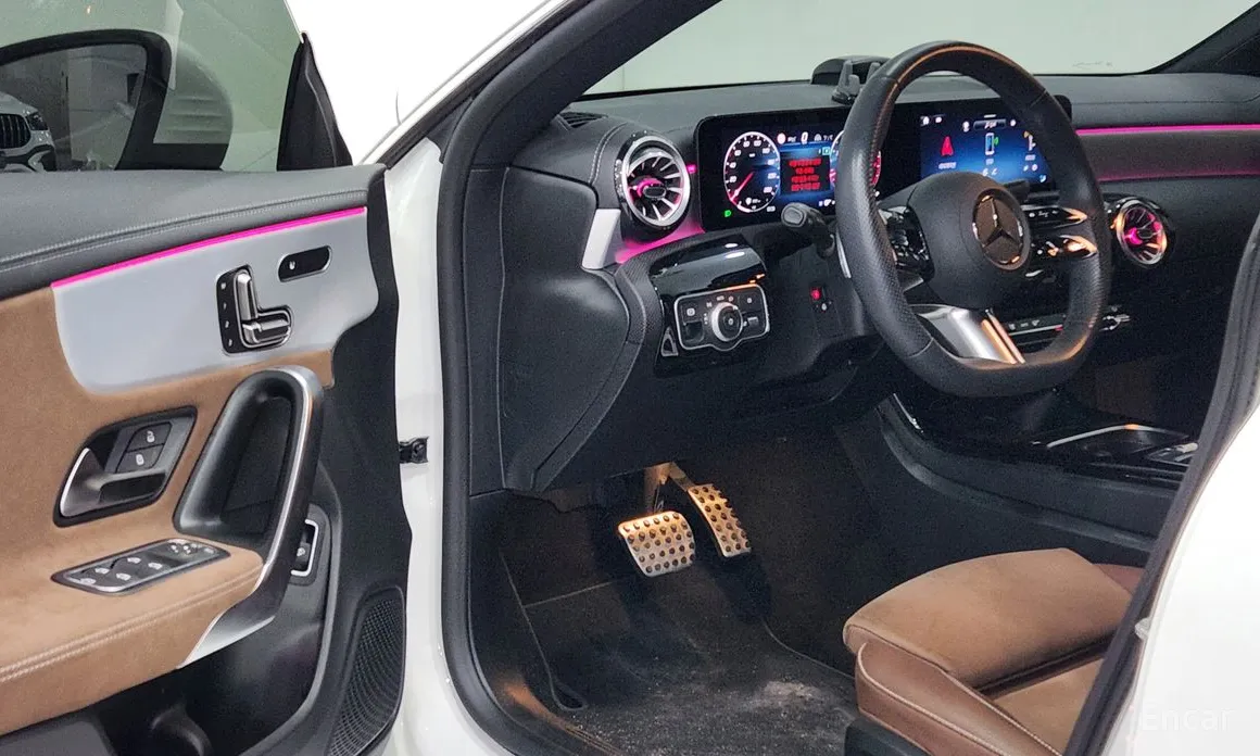 Фото 10 - Mercedes-Benz CLA-Class