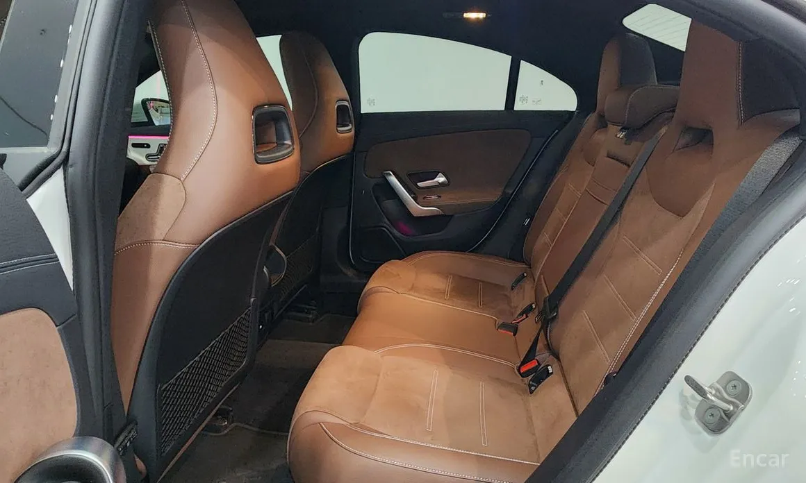 Фото 11 - Mercedes-Benz CLA-Class