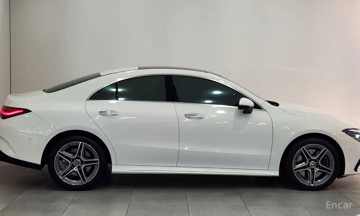 Фото 3 - Mercedes-Benz CLA-Class