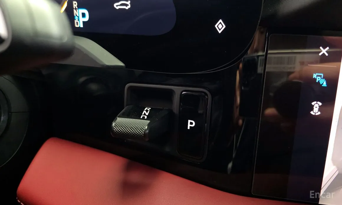 Фото 9 - Porsche Taycan