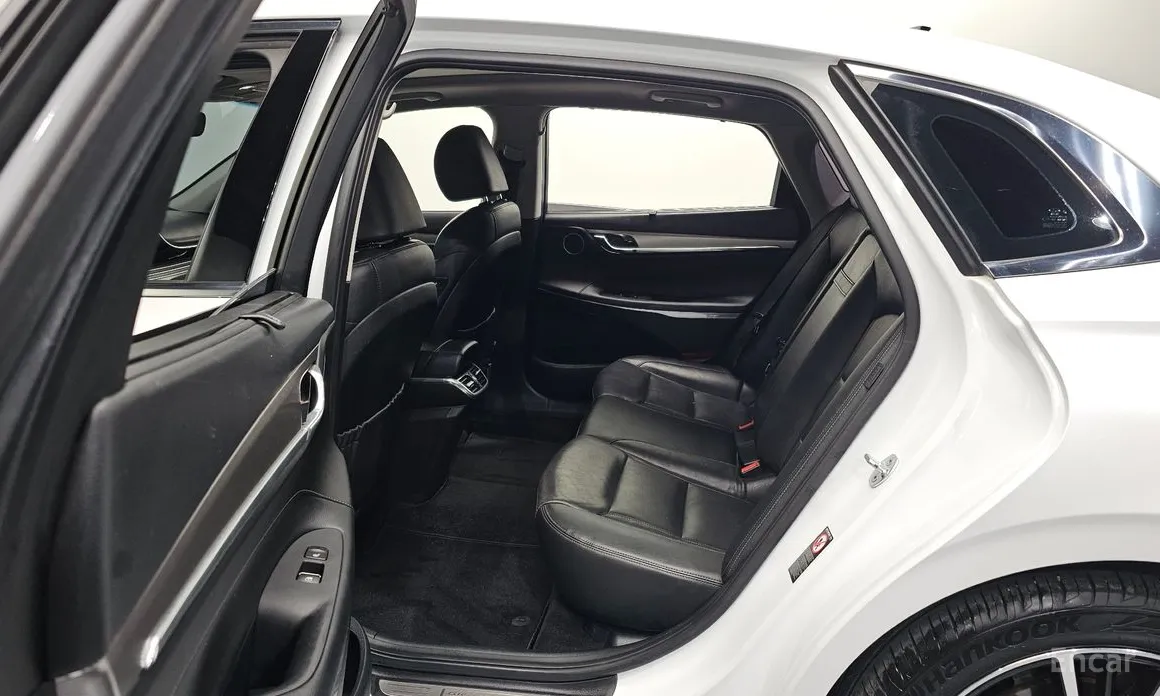 Фото 11 - Hyundai Grandeur