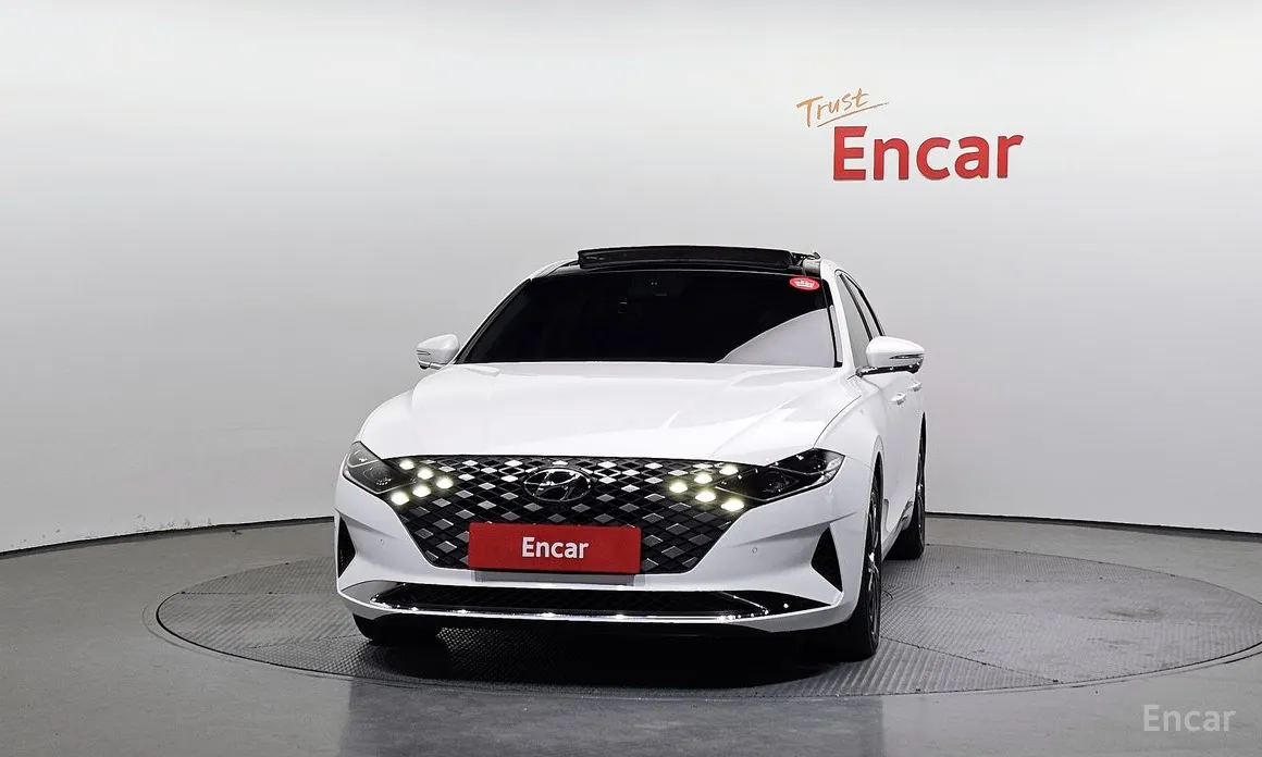 Фото 3 - Hyundai Grandeur