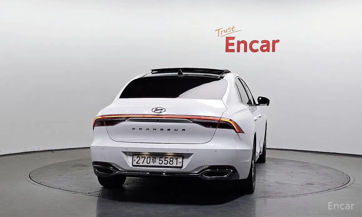 Фото 4 - Hyundai Grandeur