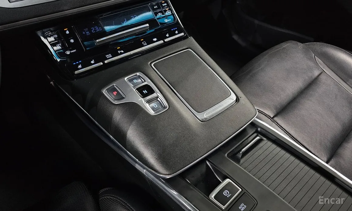 Фото 9 - Hyundai Grandeur