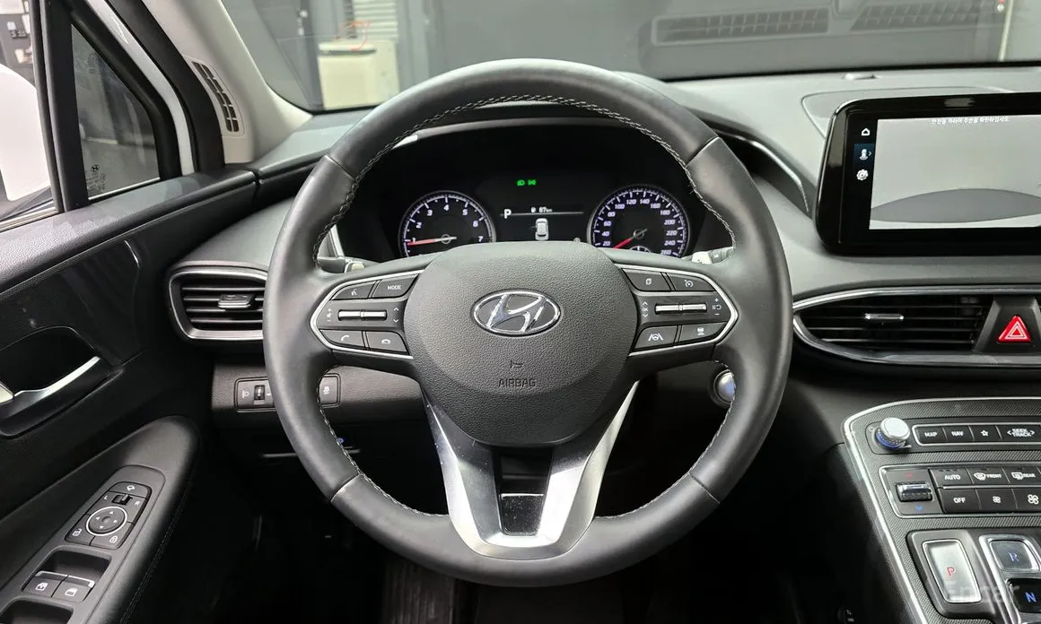 Фото 13 - Hyundai Santa Fe