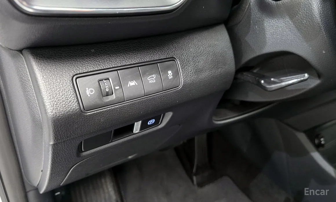 Фото 15 - Hyundai Santa Fe