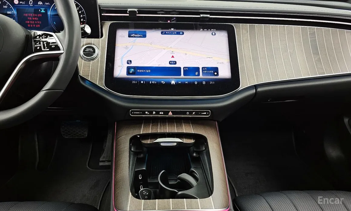 Фото 14 - Mercedes-Benz E-Class