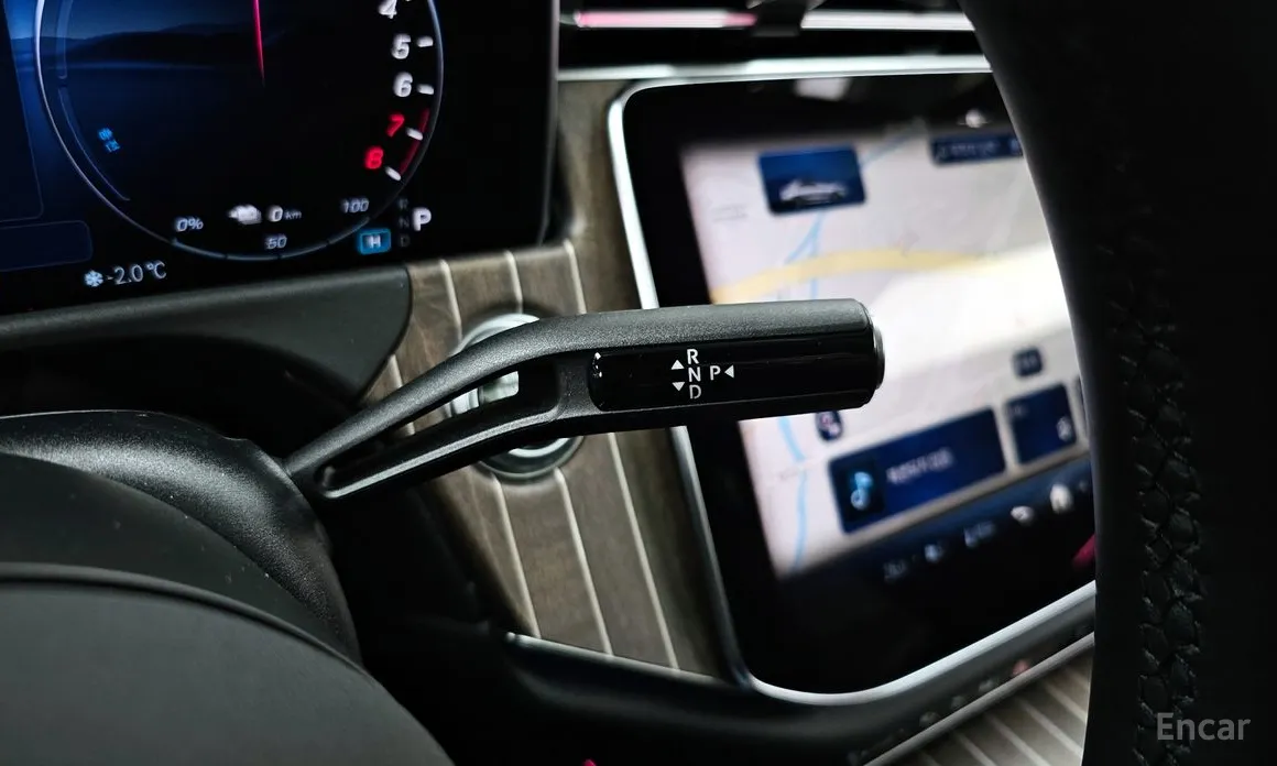 Фото 9 - Mercedes-Benz E-Class