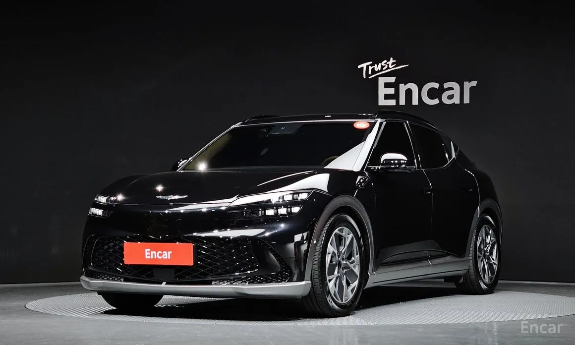 Фото 1 - Genesis GV60