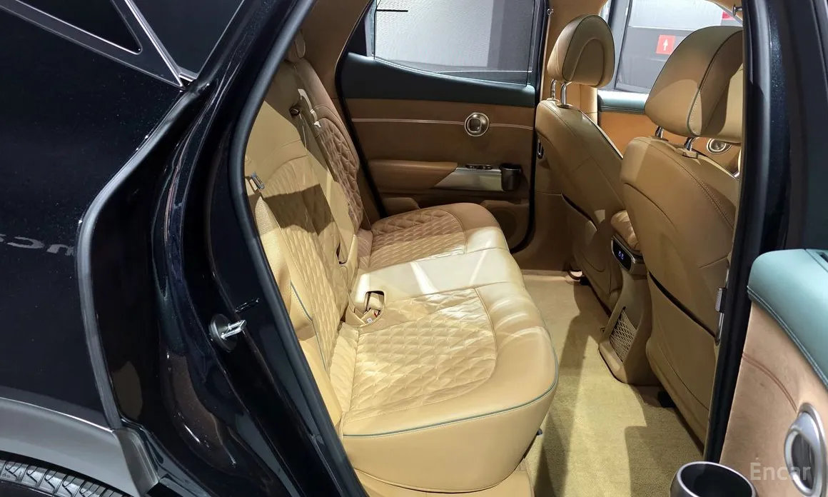 Фото 12 - Genesis GV60