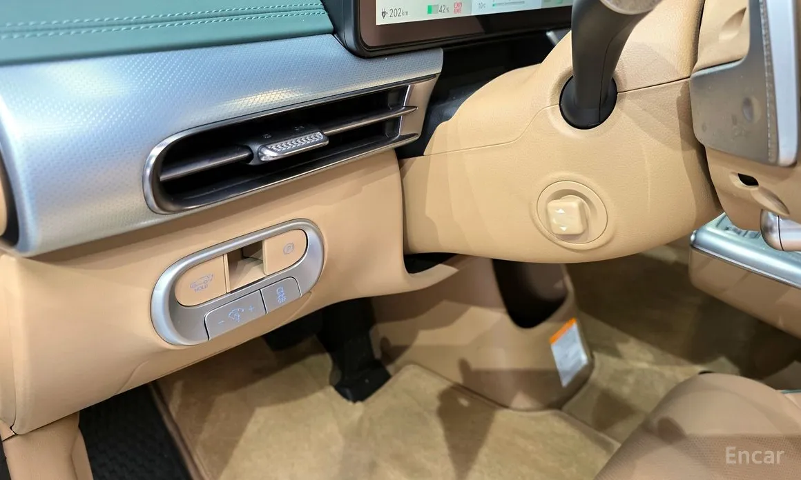 Фото 16 - Genesis GV60