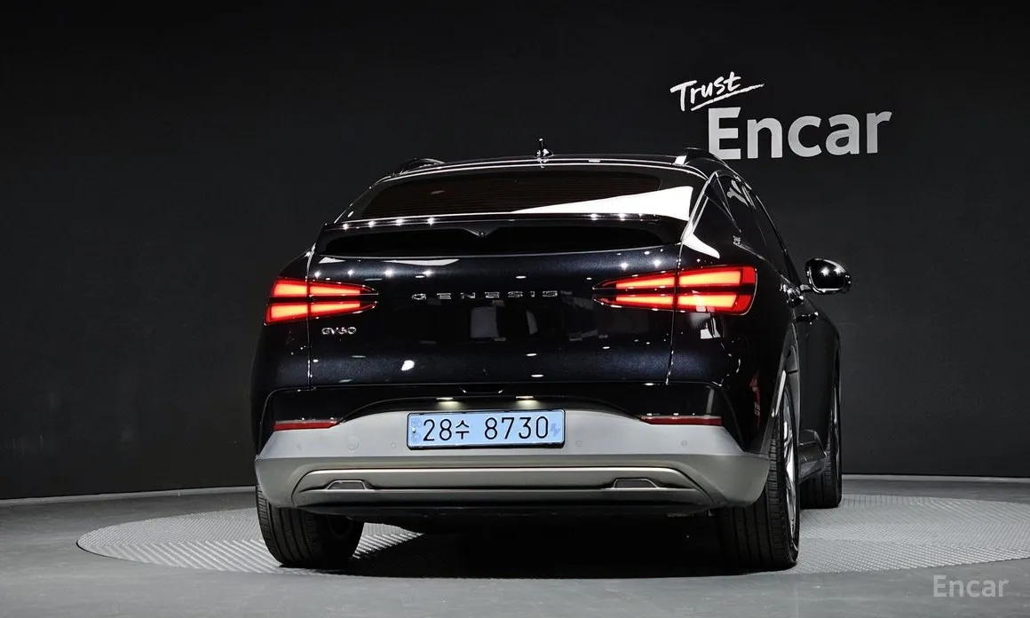 Фото 4 - Genesis GV60