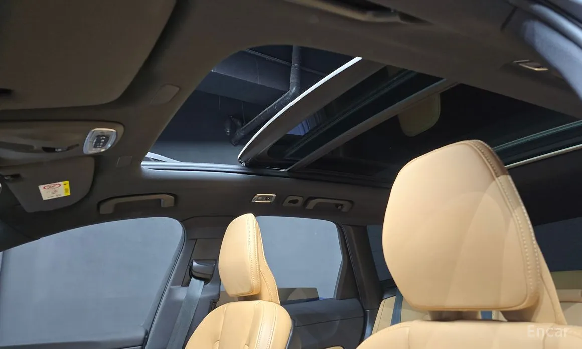 Фото 19 - Volvo XC60