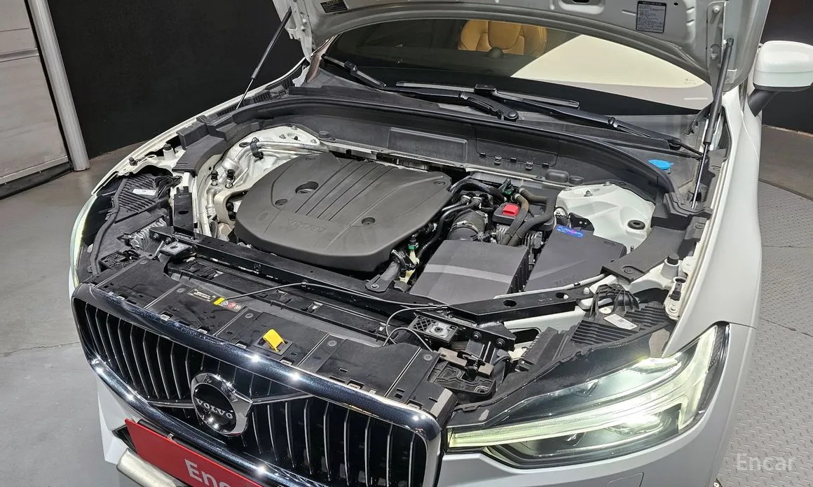 Фото 6 - Volvo XC60