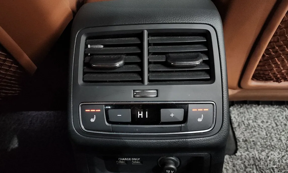 Фото 19 - Audi A4