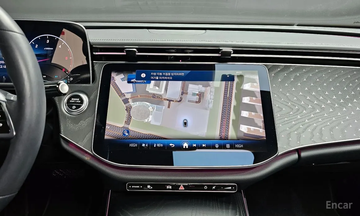 Фото 19 - Mercedes-Benz E-Class