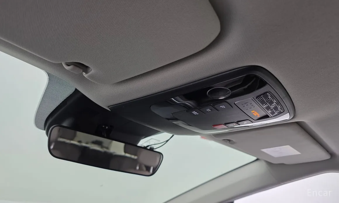 Фото 18 - Kia Carnival