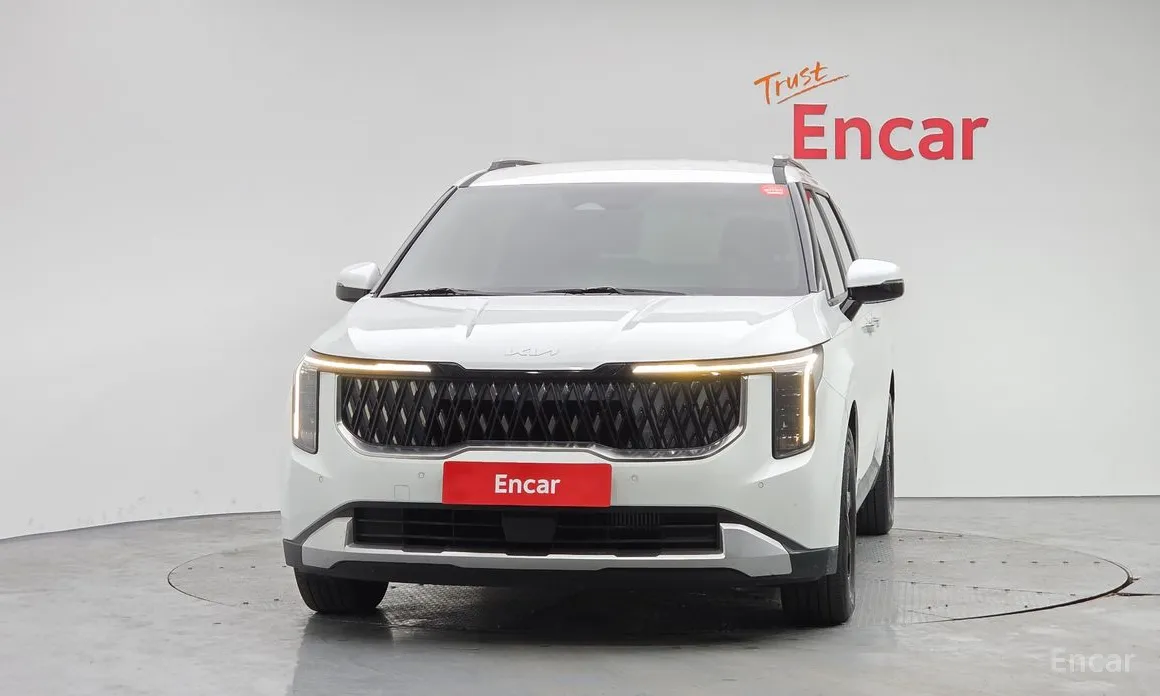 Фото 3 - Kia Carnival