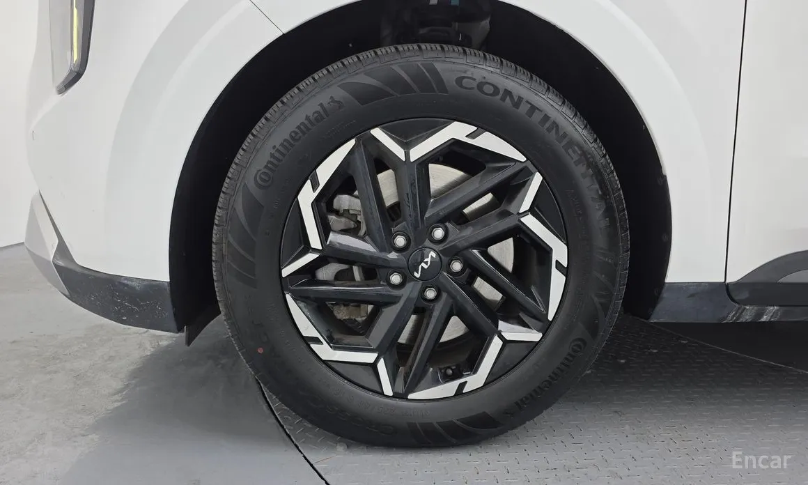 Фото 5 - Kia Carnival